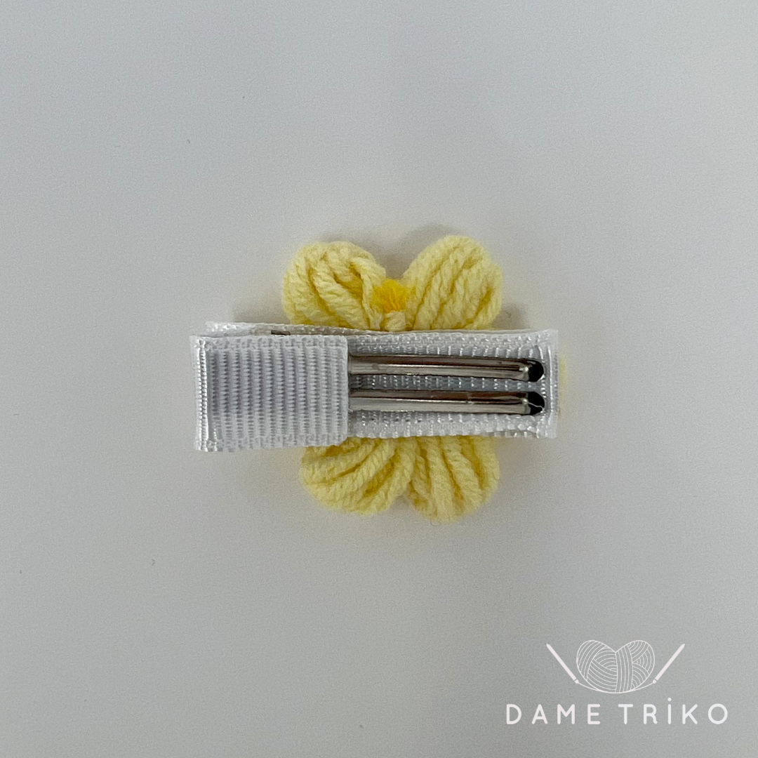 Mini Daisy Hair Clip